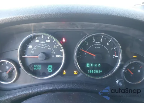 2015 Jeep Wrangler Unlimited Rubicon z USA, uszkodzony, nr VIN 1C4HJWFG0FL612648